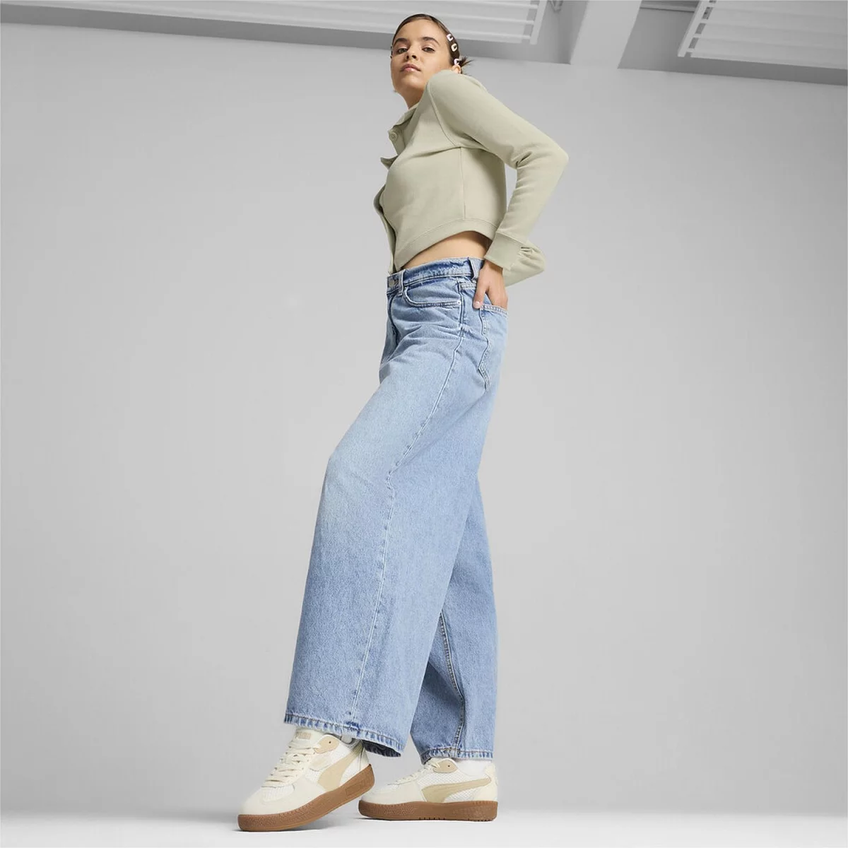 66ea8750e72cc397854_01_mod02