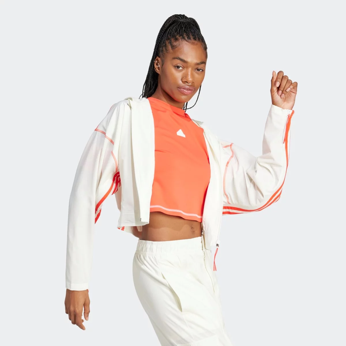 is0889_6_apparel_on-model_walking-view_grey-huge-6657b18d7ed1a