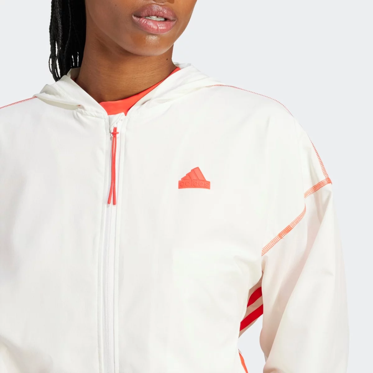 is0889_7_apparel_on-model_detail-view-1_grey-huge-6657b18ee75e1