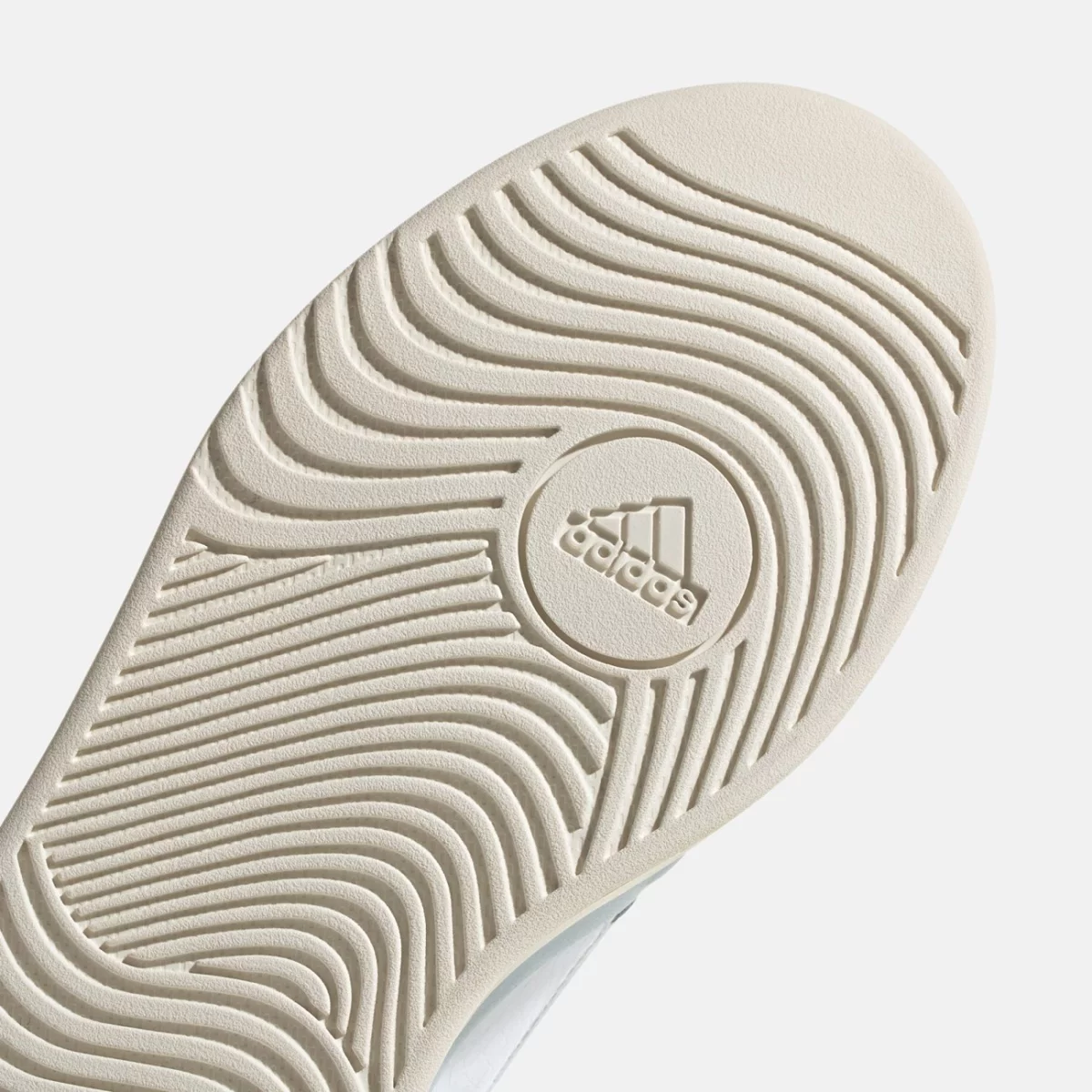 id5521_8_footwear_photography_detail-view-1_transparent-huge-6658428fe073d