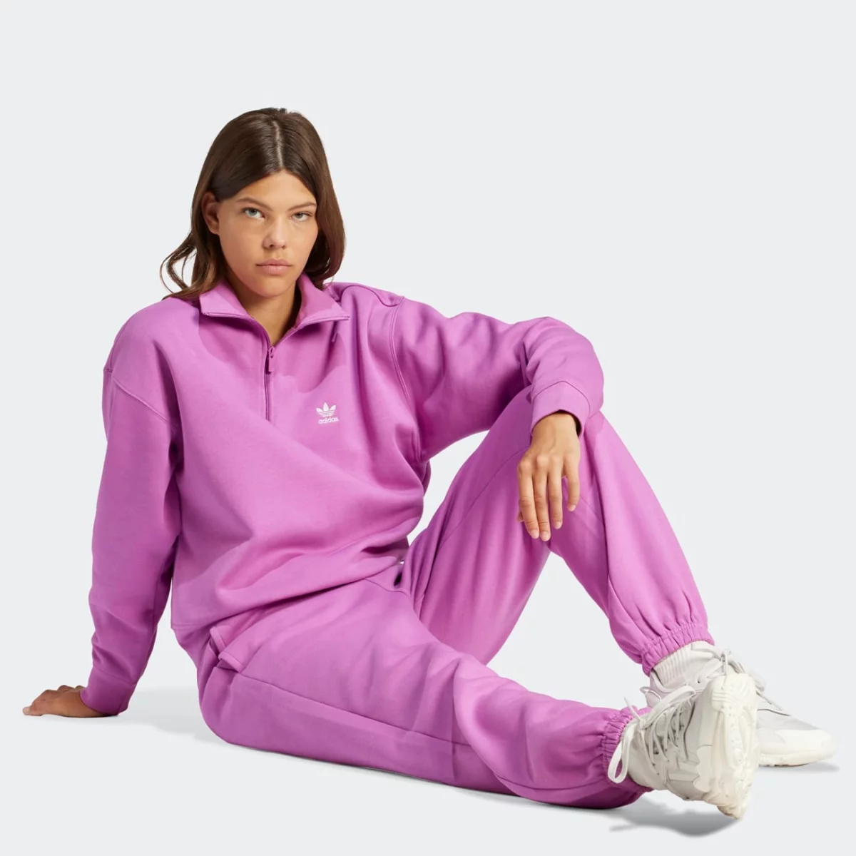 ir5964_5_apparel_on-model_walking-view_grey-huge-6657b2f2d9f77