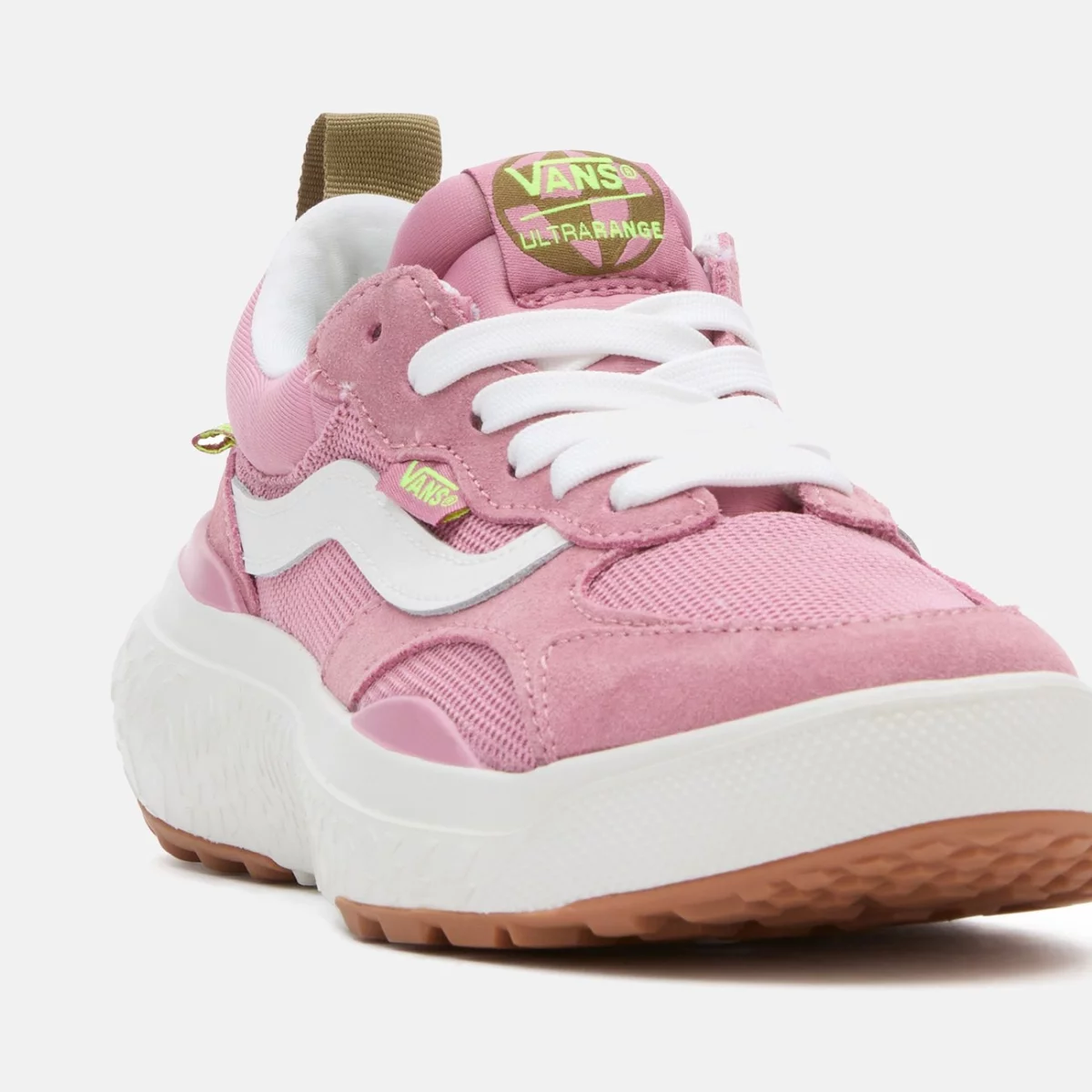 vn000bcebiy-alt7-huge-6661b0e3da24e