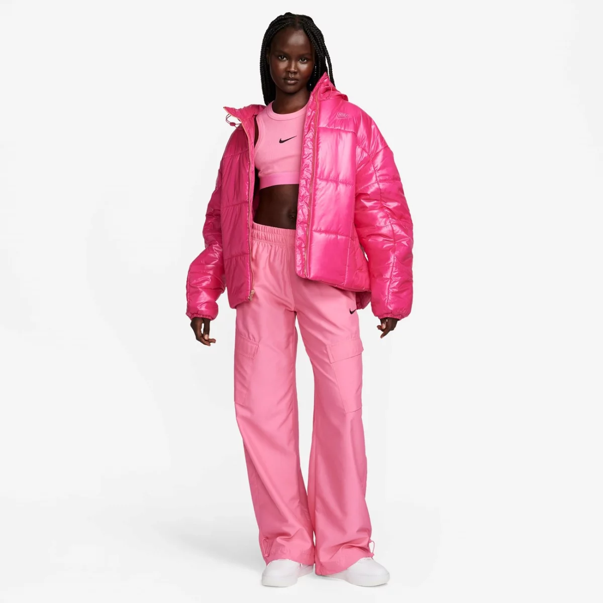 aurora_fb8769-615_phsym005-2000-huge-6657adbe01fef