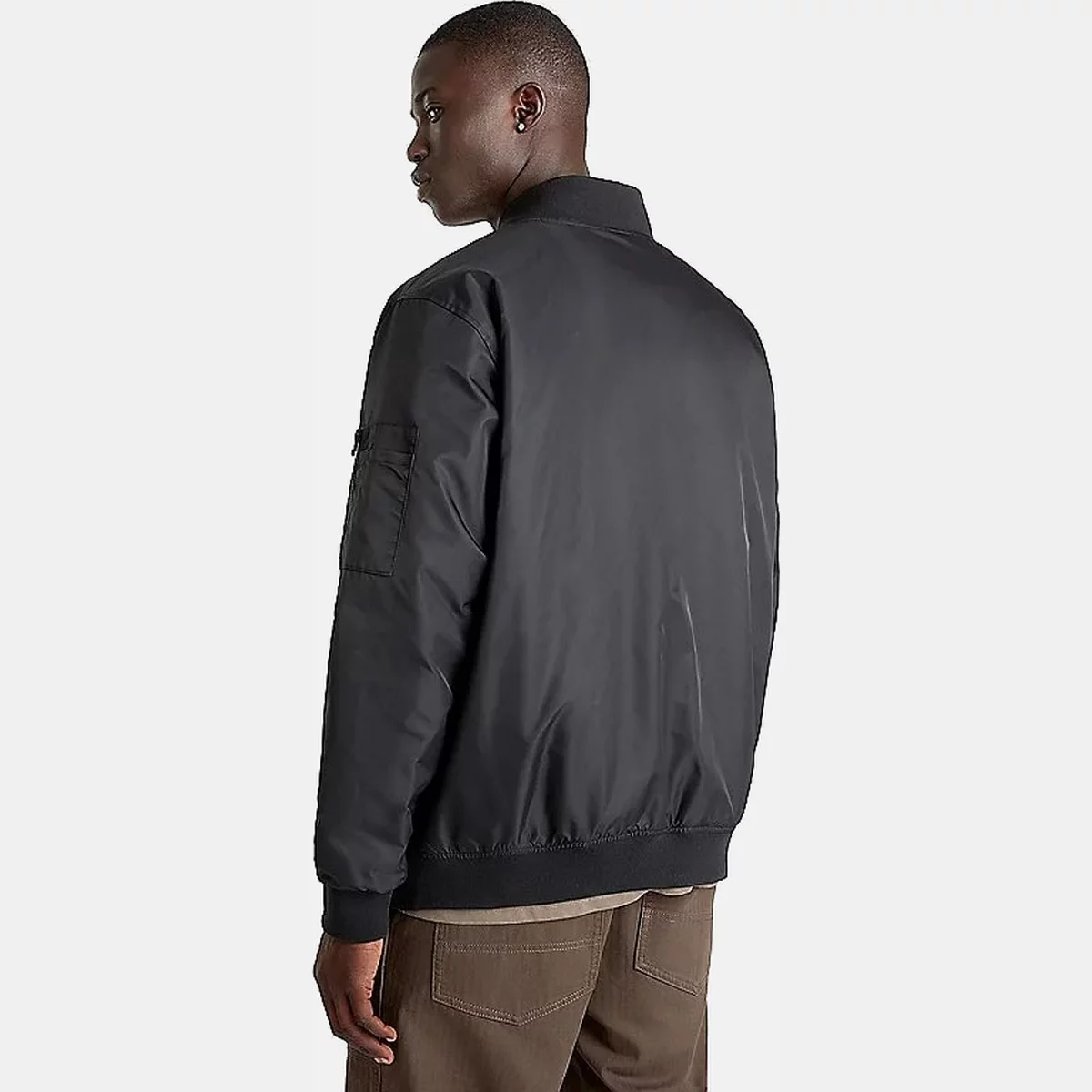 67518f8acdb2fVN000HMQBLK_ALT3