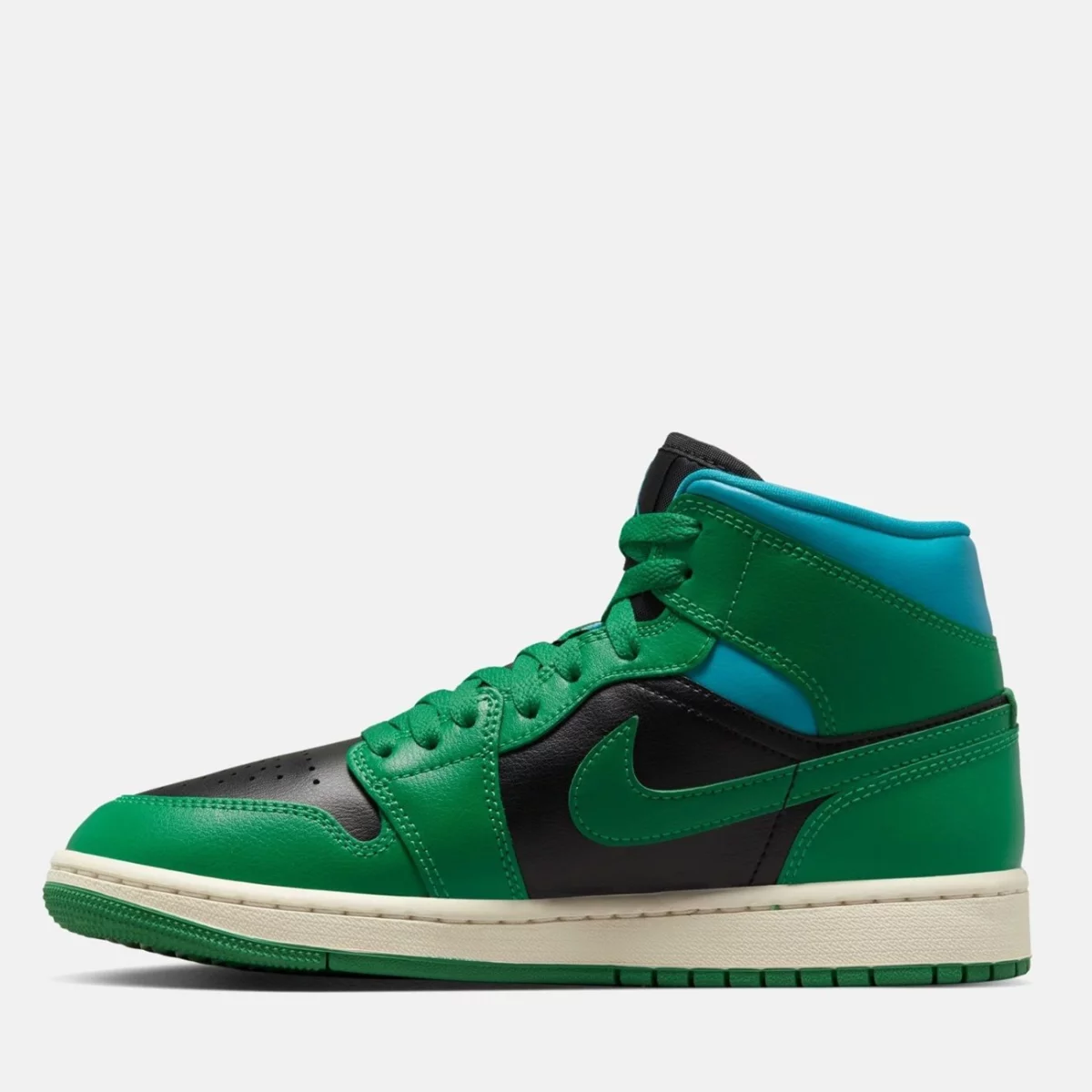 aurora_bq6472-033_phslh001-2000-huge-665832ef195f3