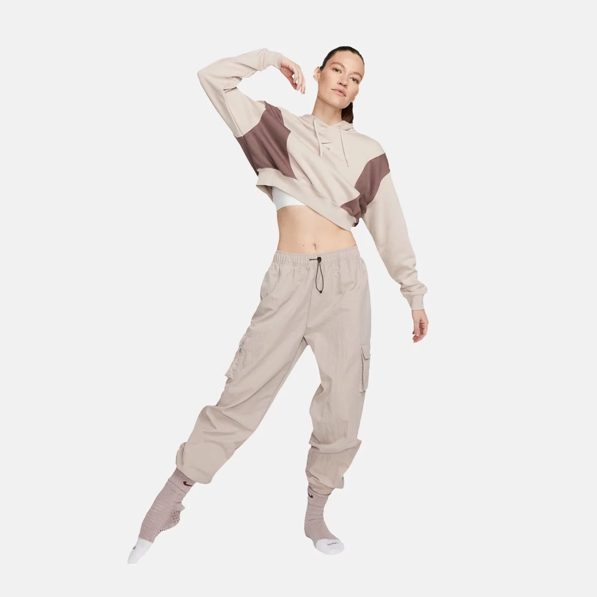 aurora_dv8048-292_phsym003-2000-huge-66579dece2fd0