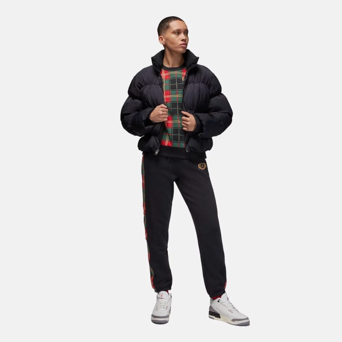 aurora_fb5149-010_phsym004-2000-photoroom.png-photoroom-huge-6657ada802a29