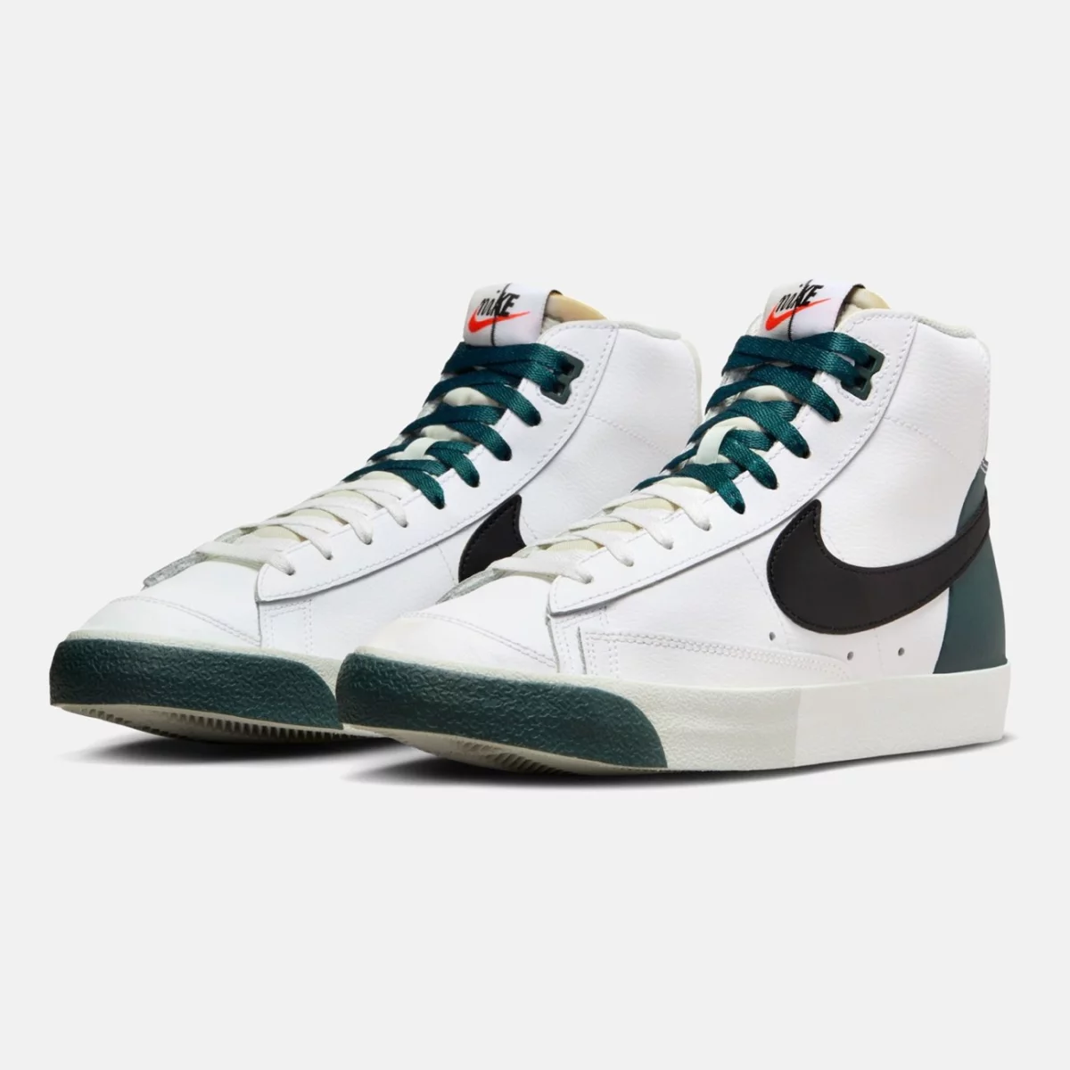 aurora_fb8889-100_phcfh001-2000-huge-6661b1e3c65eb