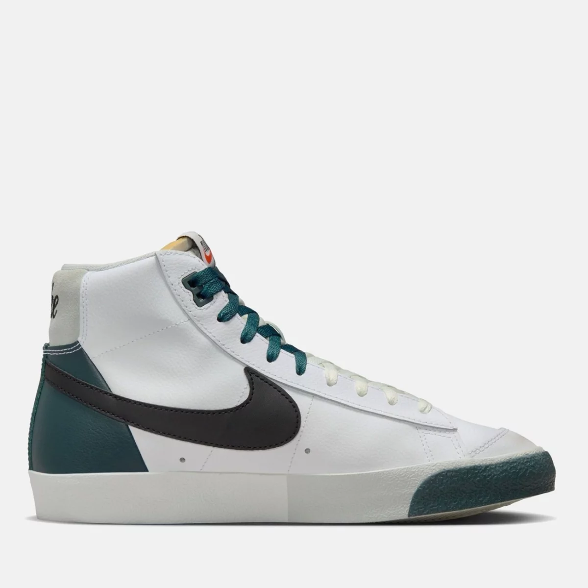 aurora_fb8889-100_phsrh001-2000-huge-6661b1e08cee0